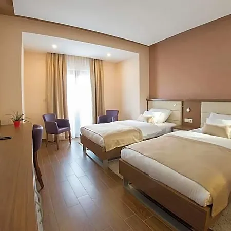 호텔 Hotel Mostar 4*