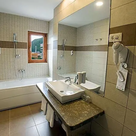Hotel Mostar 호텔 모스타르