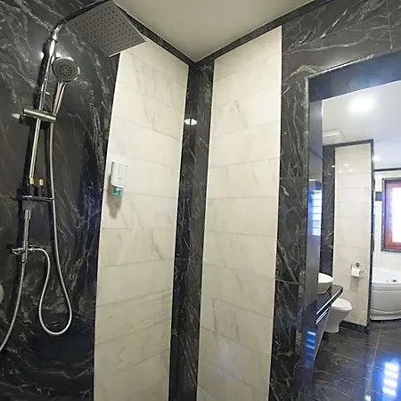 Hotel Mostar 호텔 4*